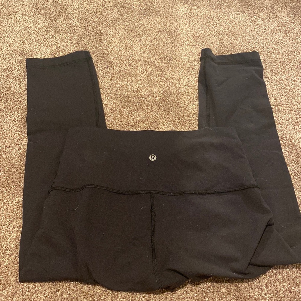 Black Lululemon wonder unders 21in